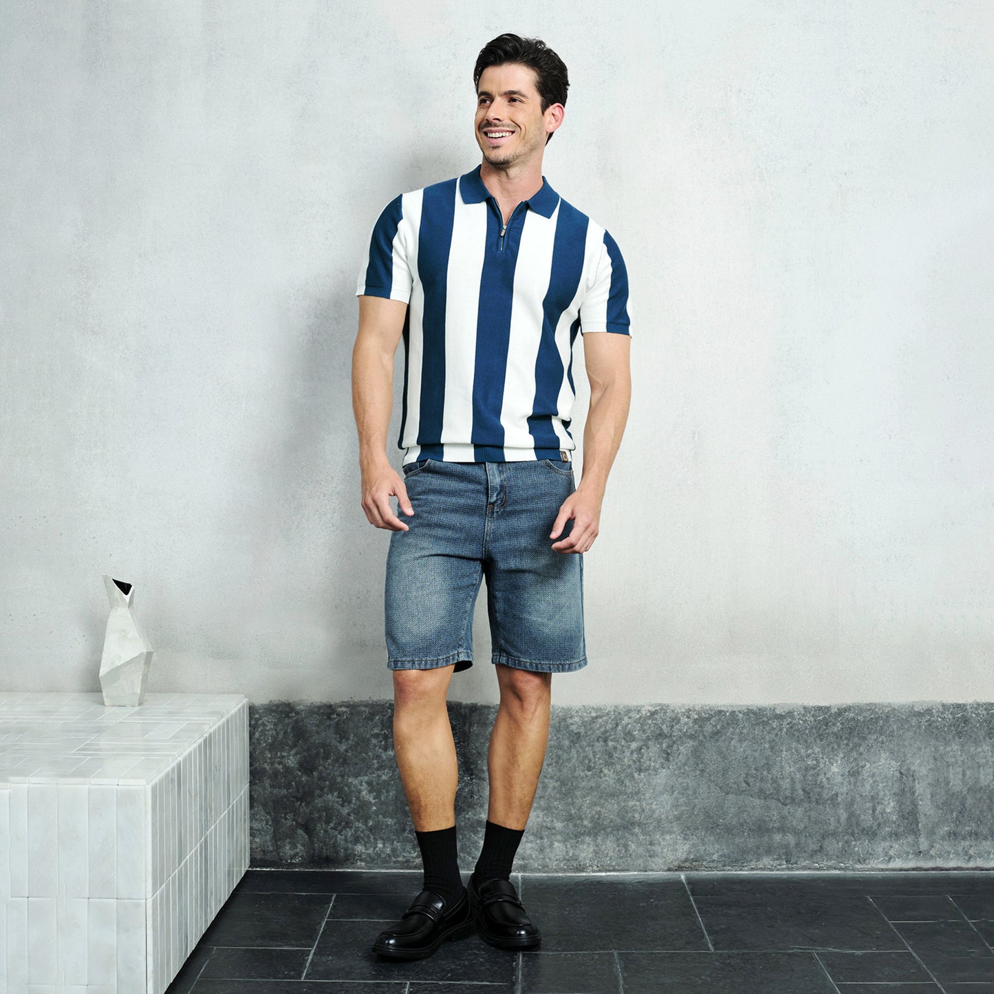 Vertical Stripe Quarter-Zip Polo - oukumen