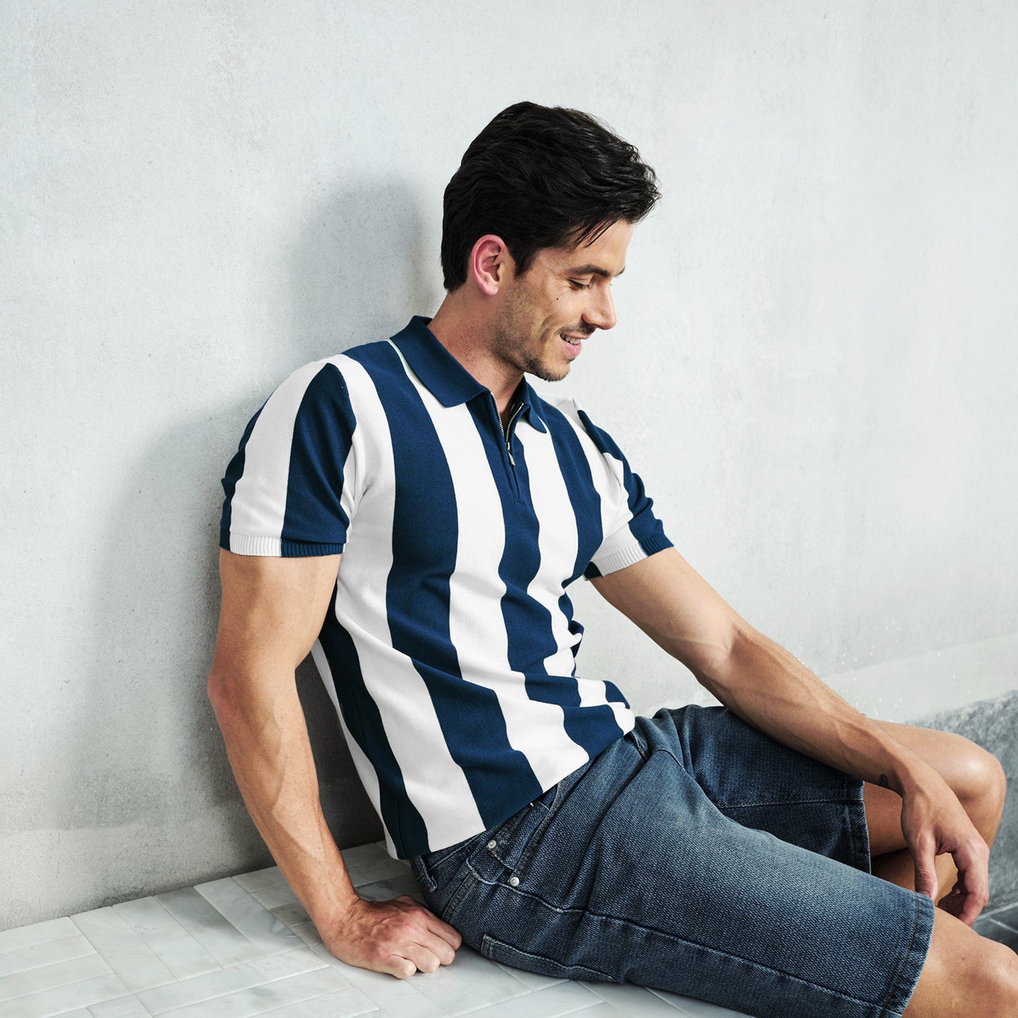Vertical Stripe Quarter-Zip Polo - oukumen