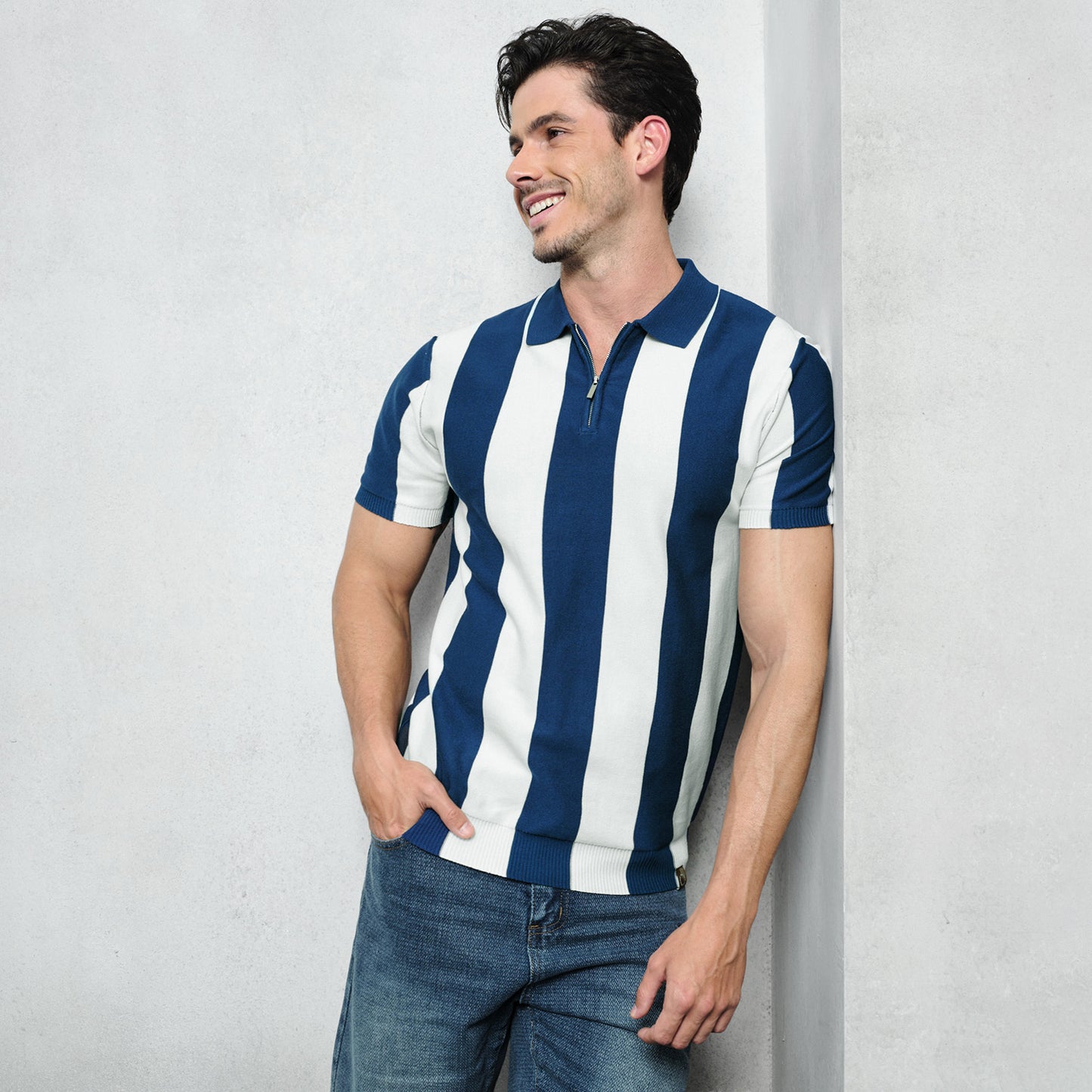 Vertical Stripe Quarter-Zip Polo - oukumen