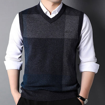 Classic Fit Wool Check Sweater Vest